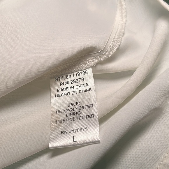 NWT Entro white sheer floral sleeved top with back tie size large - Picture 10 of 11